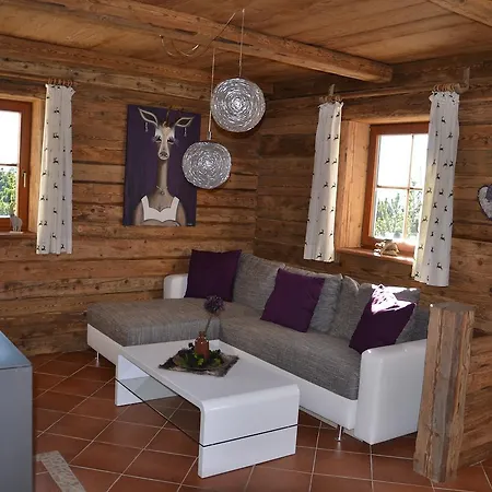 Almchalet Feuerkogel Σαλέ